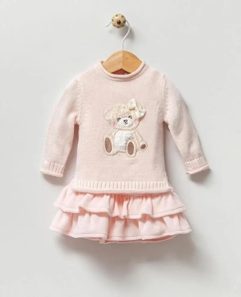 Roze setje met beer. 3-6 maanden