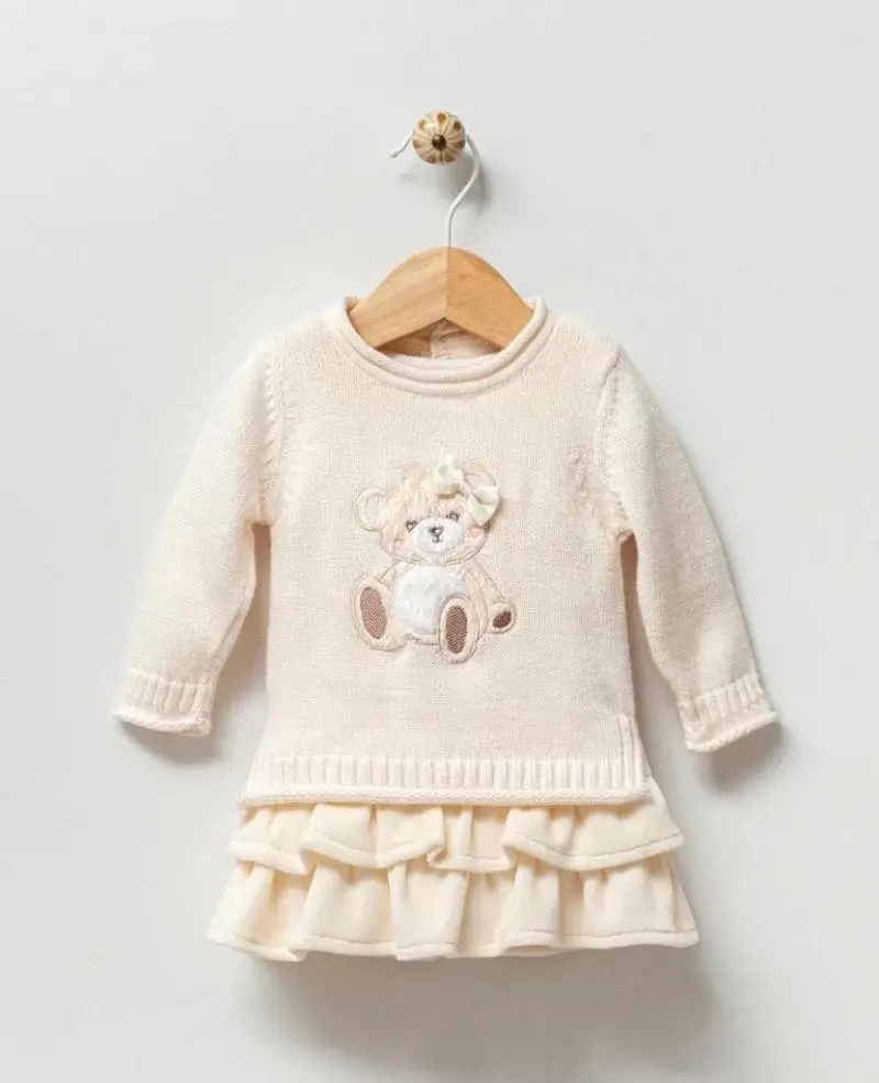 Wit/Beige setje met beer 6-9 maanden